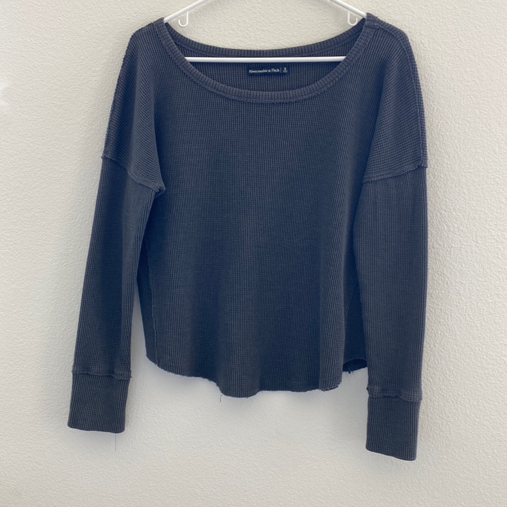 Grey Abercrombie thermal long sleeve